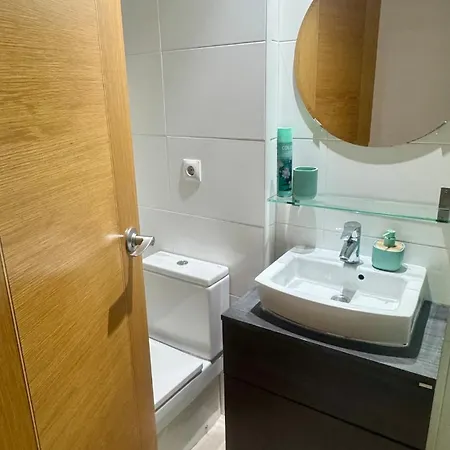 Apartment 300 M From The ,parking , Breakfast *