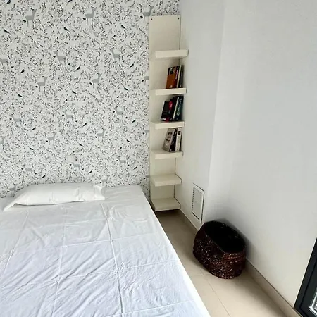 Apartment 300 M From The ,parking , Breakfast Valencia